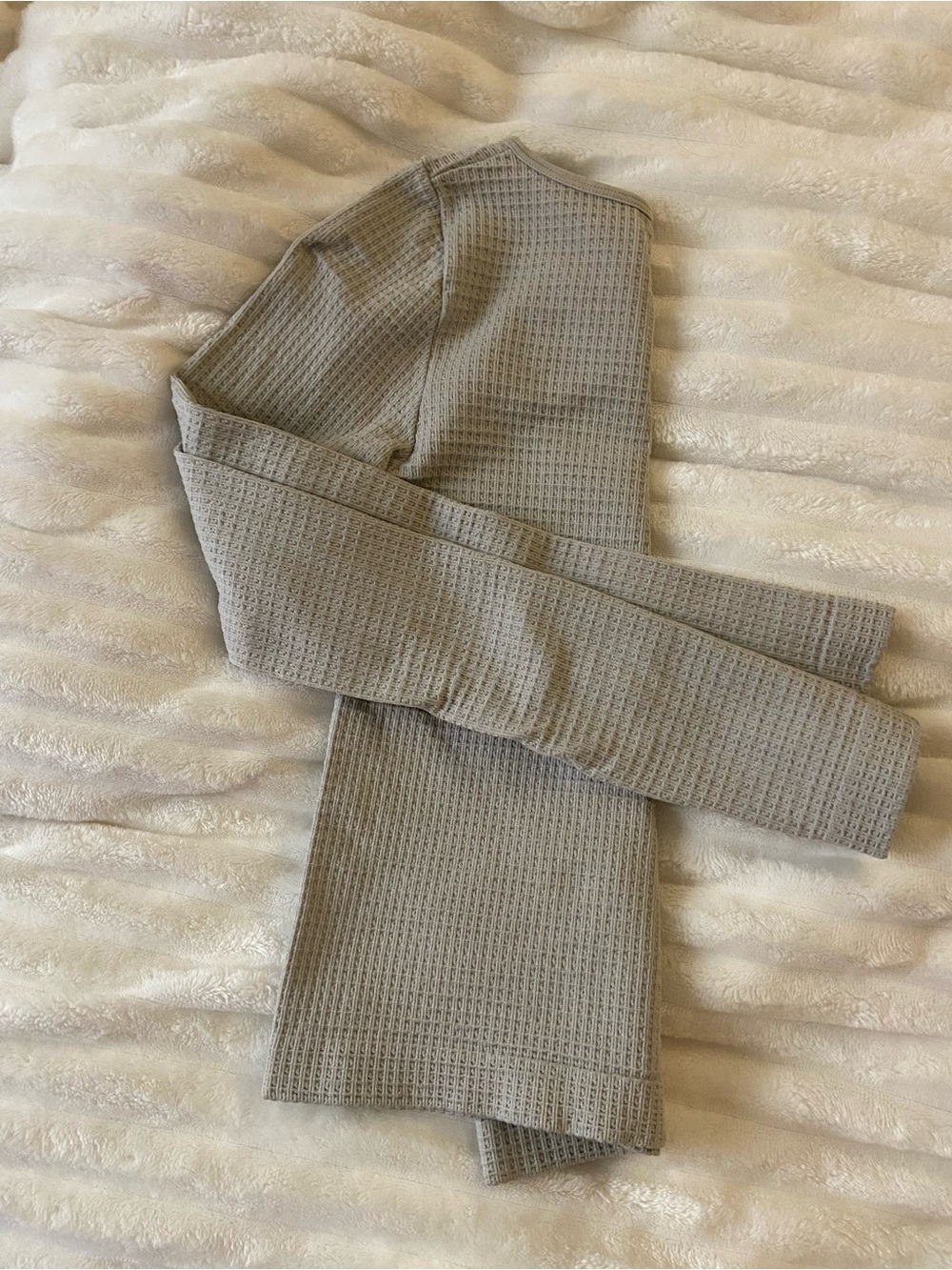 Aura Long Sleeve Waffle Knit Top in Light Gray